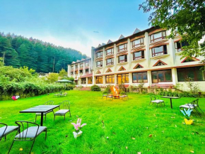 Ramayan Resort Manali Near Mall Road with Big Parking